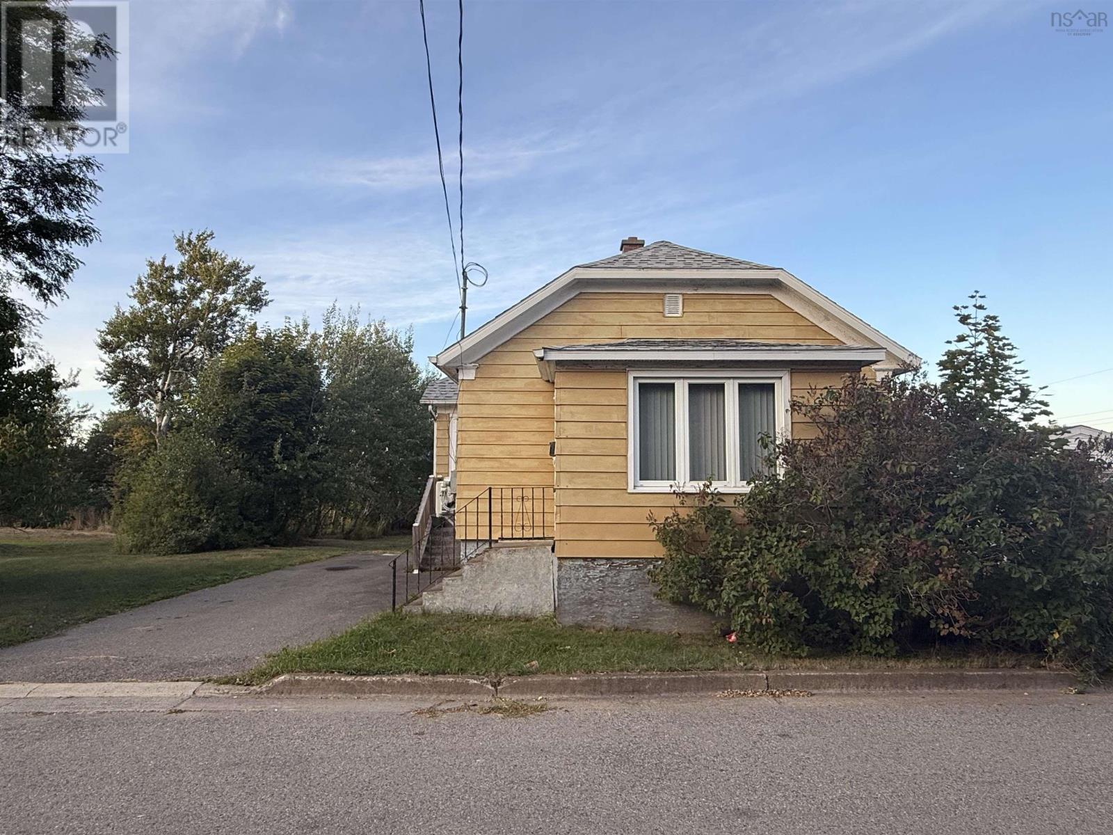 3513 Spruce Street, New Waterford, Nova Scotia  B1H 2C4 - Photo 29 - 202524448