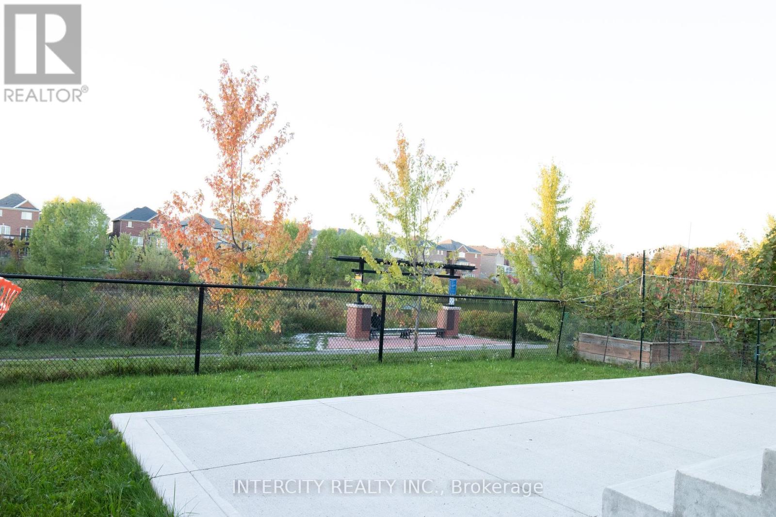 39 Divers Road, Brampton, Ontario  L7A 5C8 - Photo 35 - W12333556