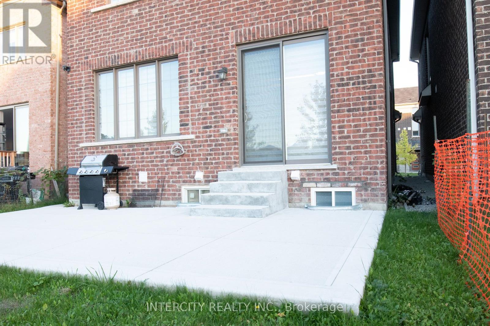 39 Divers Road, Brampton, Ontario  L7A 5C8 - Photo 33 - W12333556