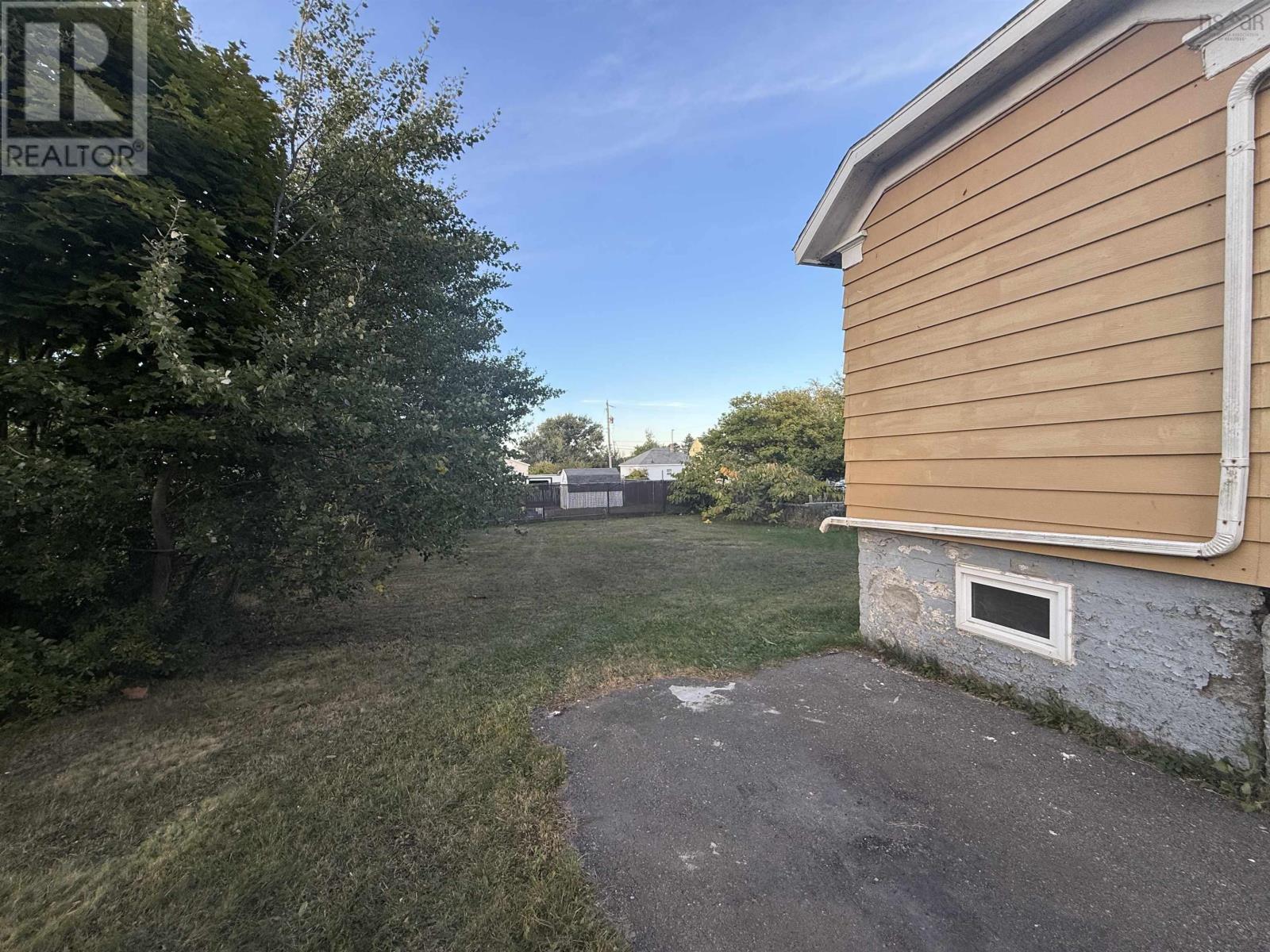 3513 Spruce Street, New Waterford, Nova Scotia  B1H 2C4 - Photo 27 - 202524448
