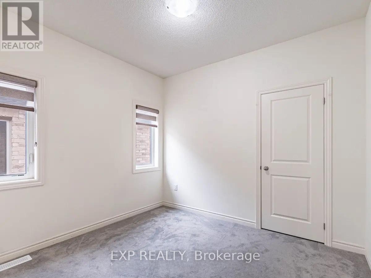 10 Truffle Court, Brampton, Ontario  L7A 5A6 - Photo 13 - W12454575