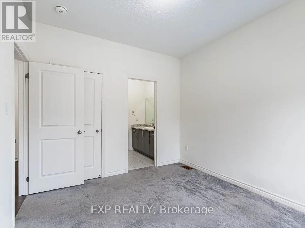10 Truffle Court, Brampton, Ontario  L7A 5A6 - Photo 14 - W12454575