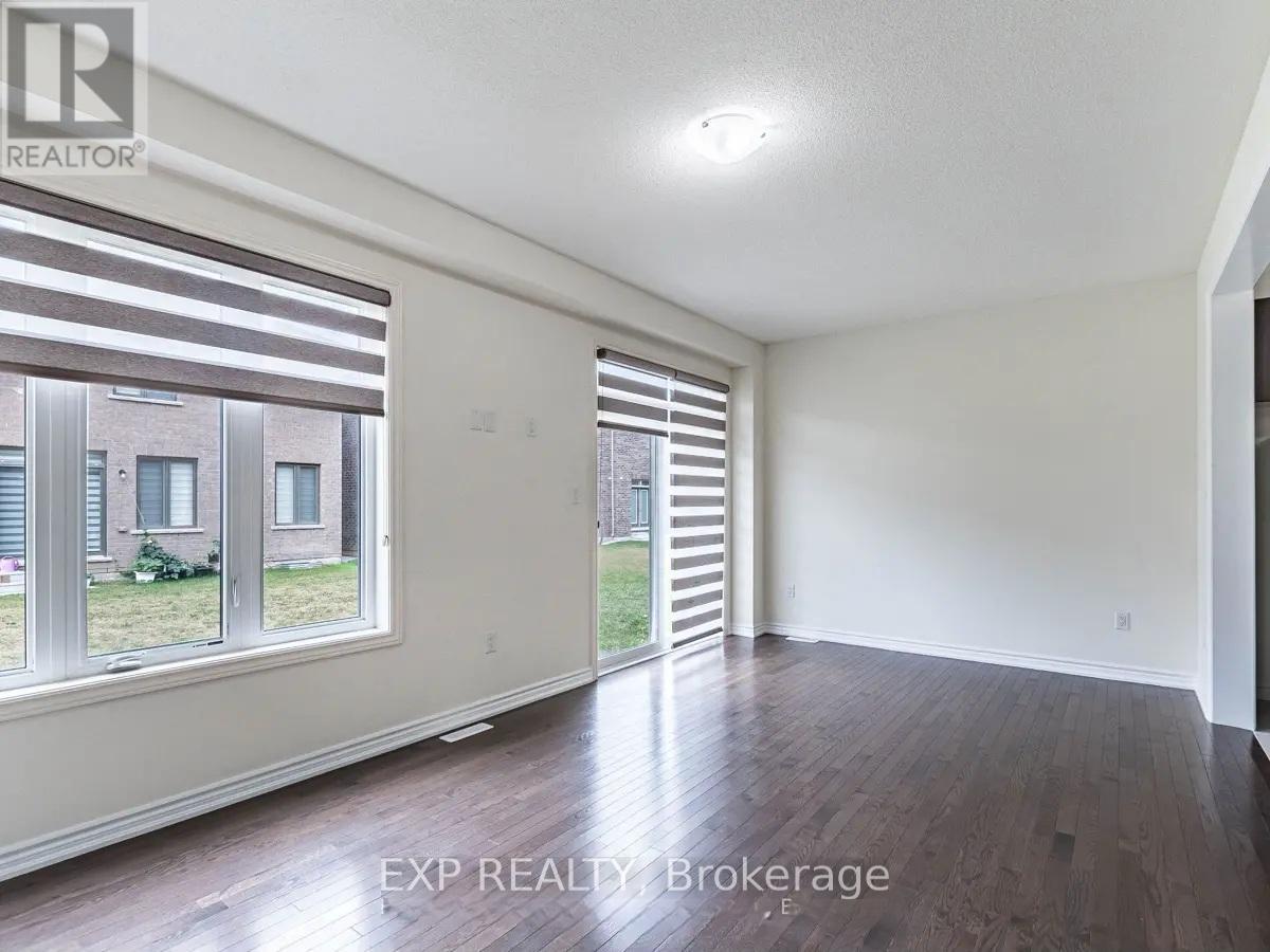 10 Truffle Court, Brampton, Ontario  L7A 5A6 - Photo 6 - W12454575