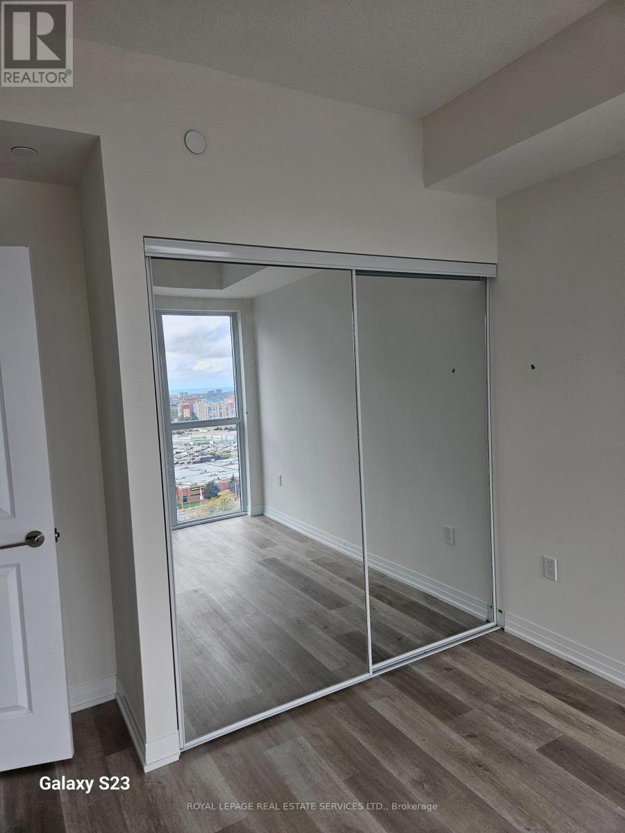 1702 - 15 Watergarden Drive, Mississauga, Ontario  L5R 1B2 - Photo 8 - W12458930