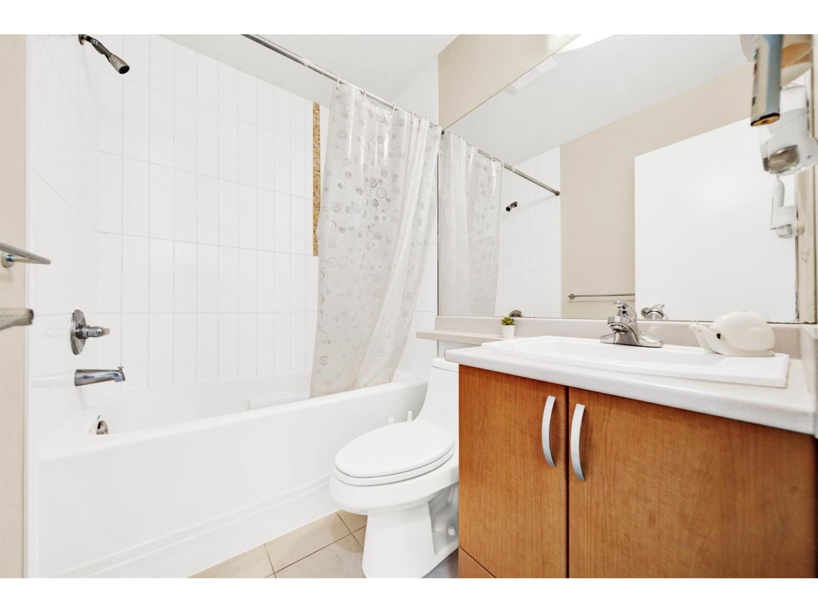 309 13789 107a Avenue, Surrey, British Columbia  V3T 0B8 - Photo 17 - R3058214