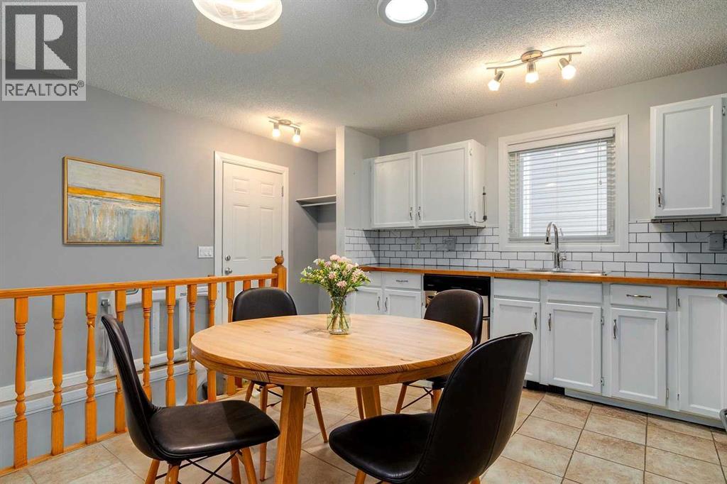 16227 Shawfield Drive Sw, Calgary, Alberta  T2Y 2J7 - Photo 9 - A2263436