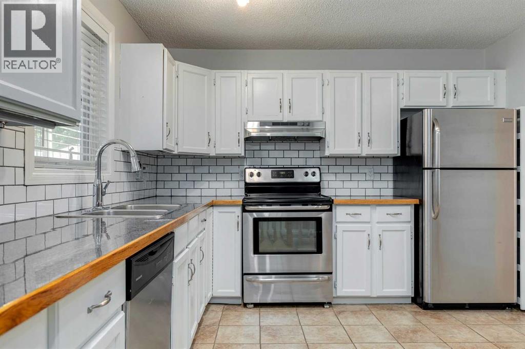 16227 Shawfield Drive Sw, Calgary, Alberta  T2Y 2J7 - Photo 12 - A2263436