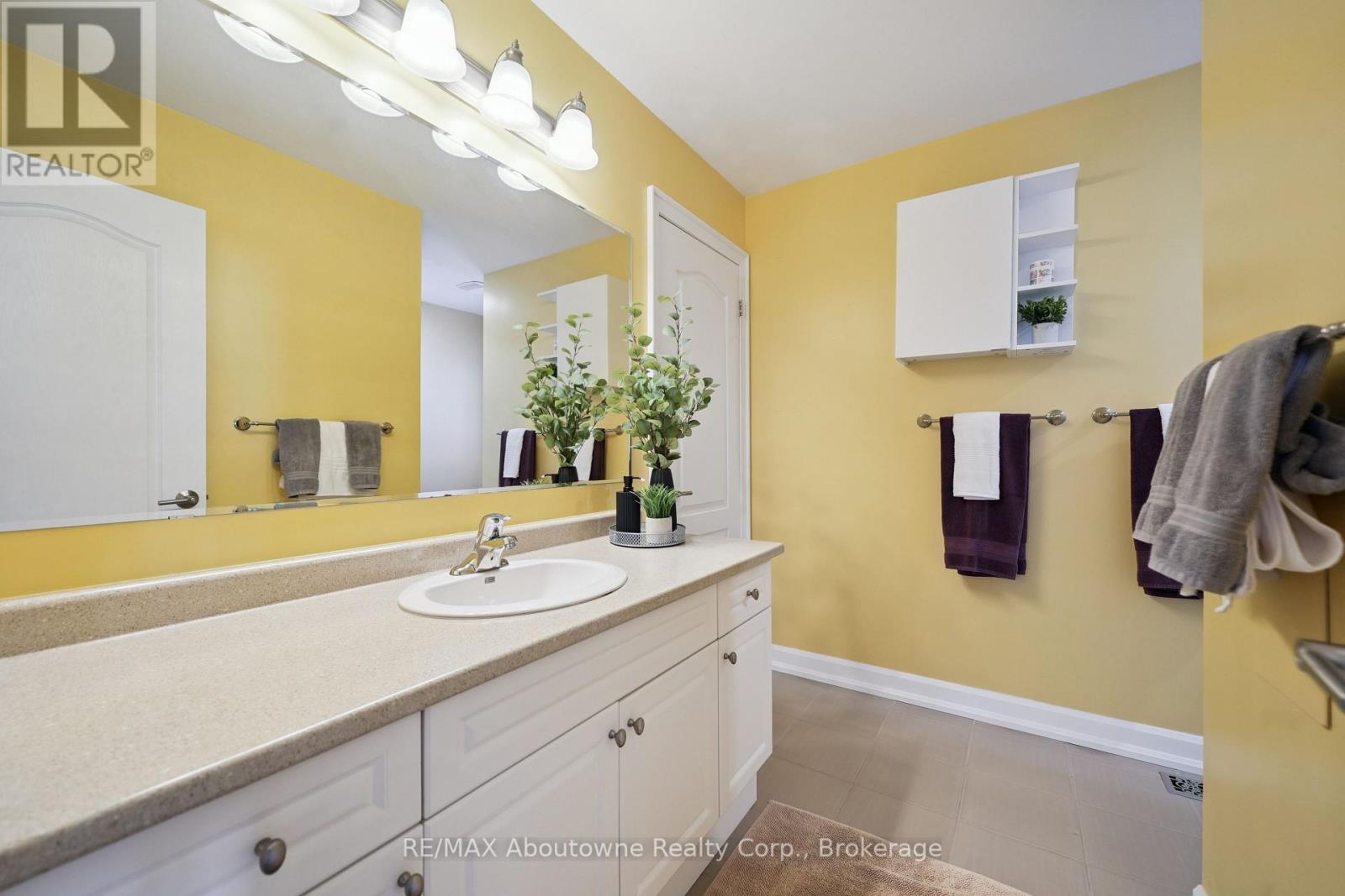 437 Jelinik Terrace, Milton, Ontario  L9T 7N2 - Photo 27 - W12454257