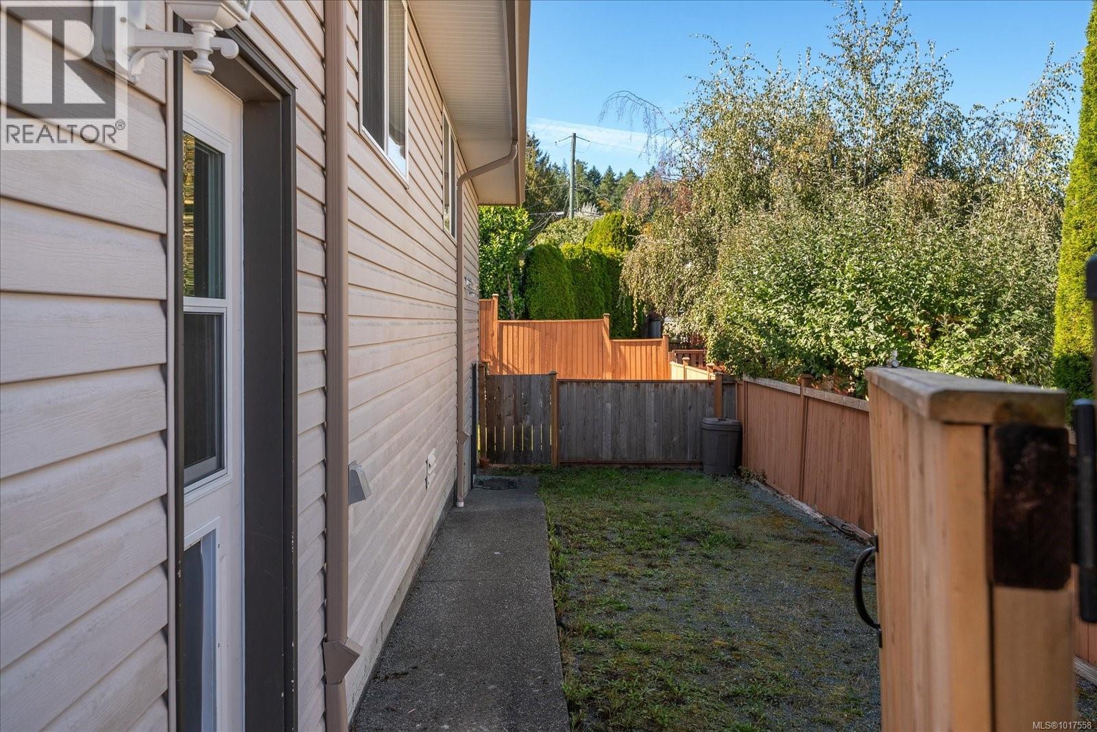 800 Colonia Dr, Ladysmith, British Columbia  V9G 1N2 - Photo 33 - 1017558