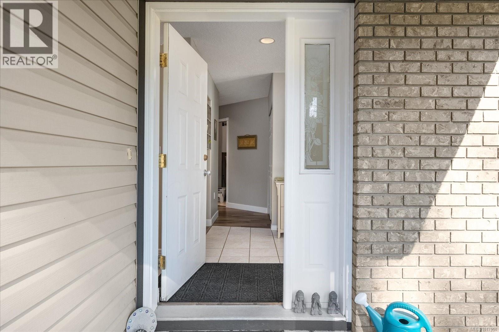 800 Colonia Dr, Ladysmith, British Columbia  V9G 1N2 - Photo 6 - 1017558