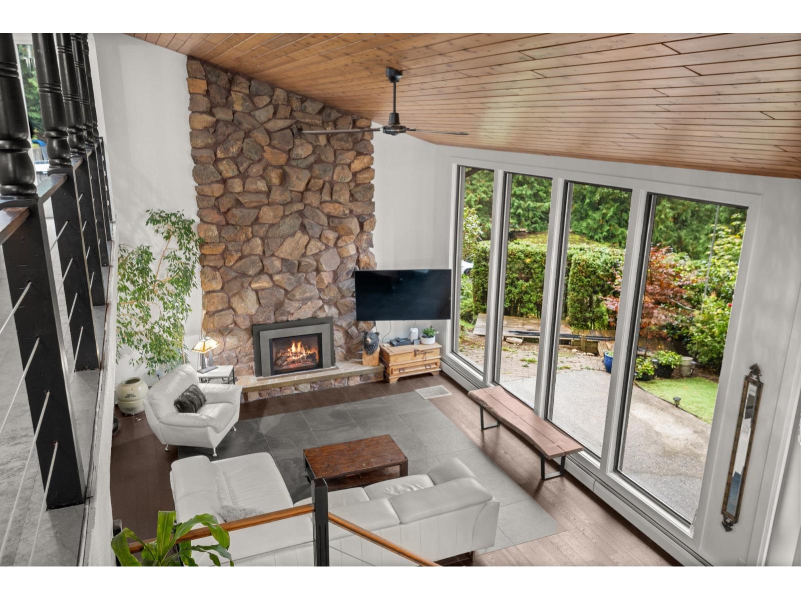 24411 56 Avenue, Langley, British Columbia  V2Z 1B8 - Photo 5 - R3058062