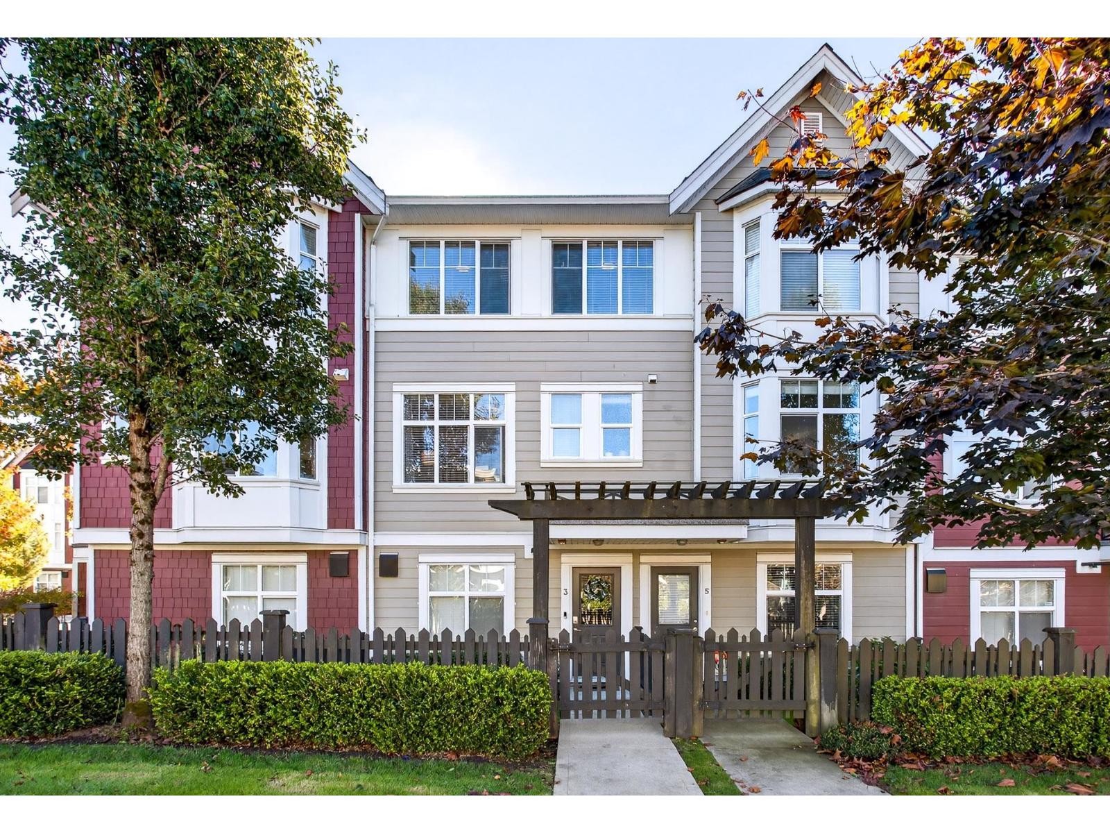 3 20852 77A AVENUE, Langley, British Columbia