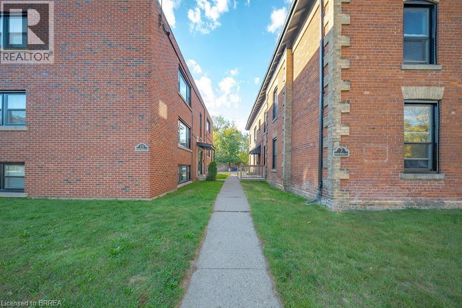 7-11 Sheridan Street Unit# 7-8, Brantford, Ontario  N3T 2P7 - Photo 16 - 40778183