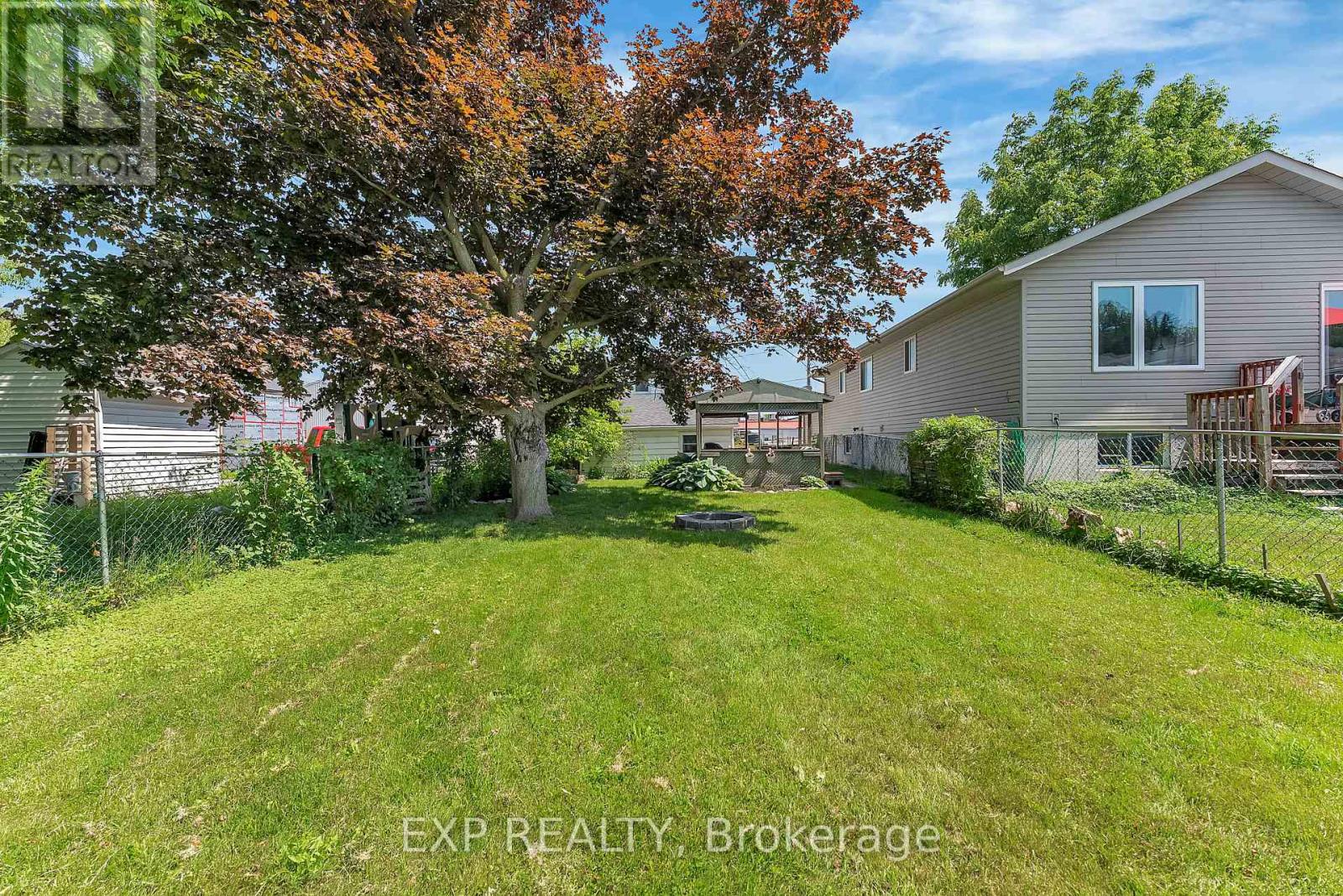 36 Stanley Street, Quinte West, Ontario  K8V 4V2 - Photo 24 - X12463616