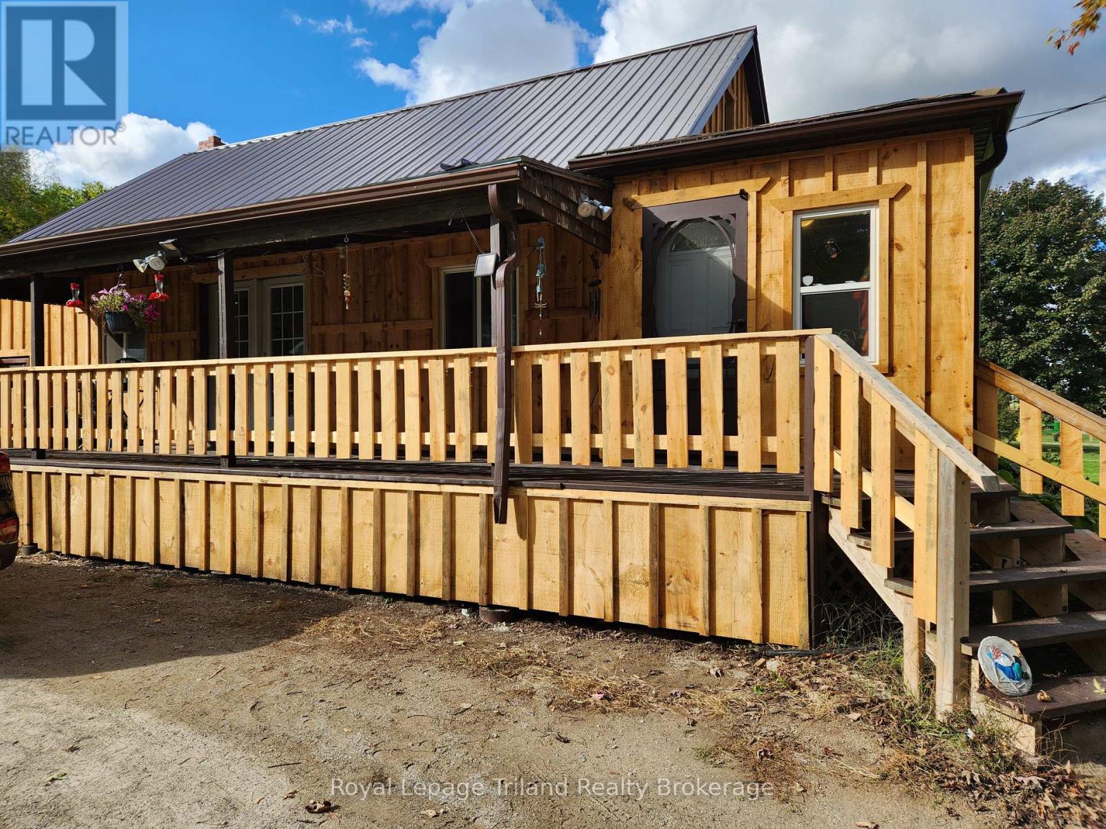 32 Baird Street N, Blandford-Blenheim, Ontario  N0J 1B0 - Photo 23 - X12398409