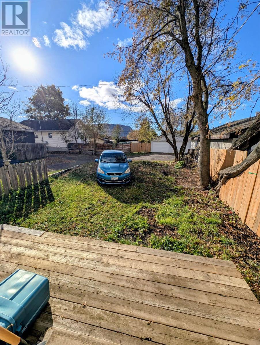 1108 Frederica St W, Thunder Bay, Ontario  P7E 3Y2 - Photo 11 - TB253212