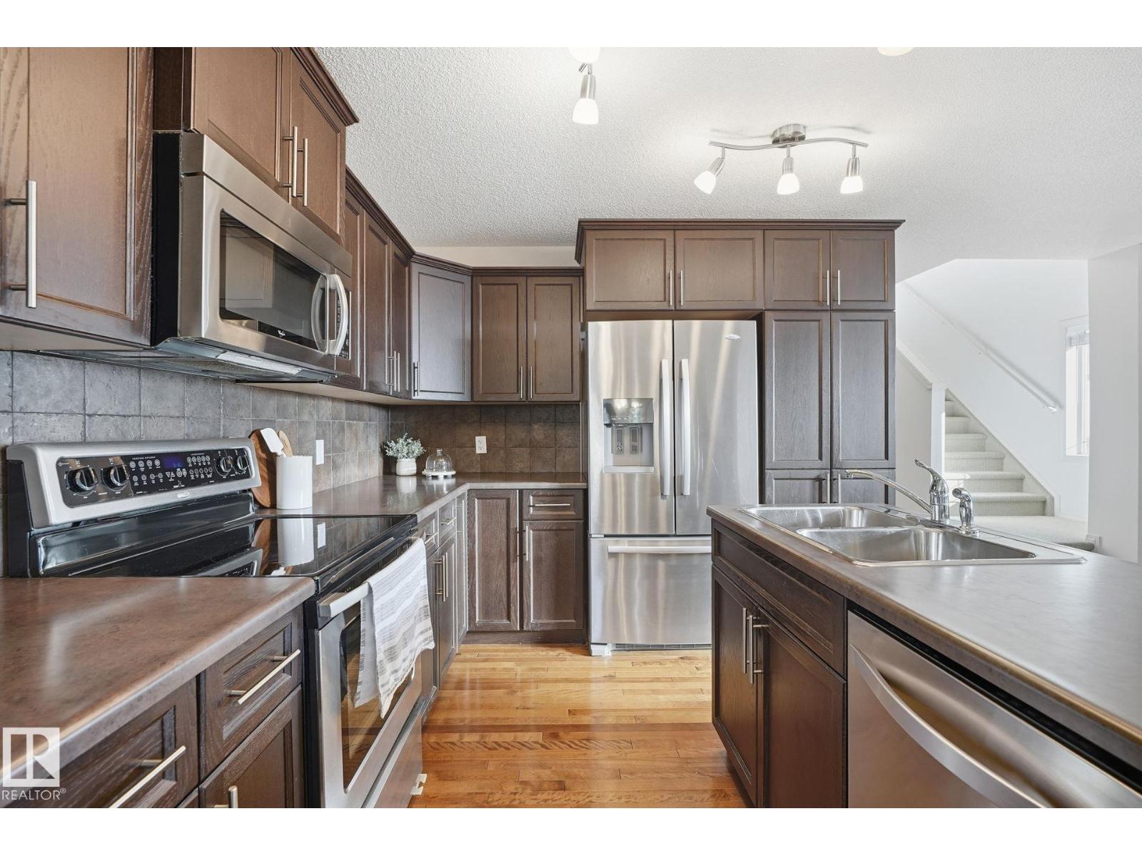 17104 125 St Nw, Edmonton, Alberta  T5Y 0E5 - Photo 2 - E4462150