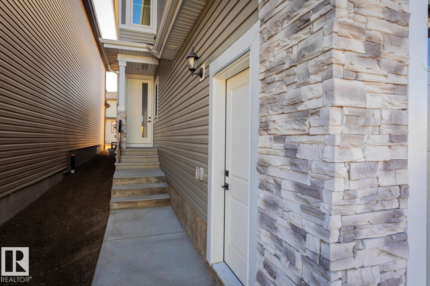 3601 42 Av, Beaumont, Alberta  T4X 3G4 - Photo 2 - E4462151