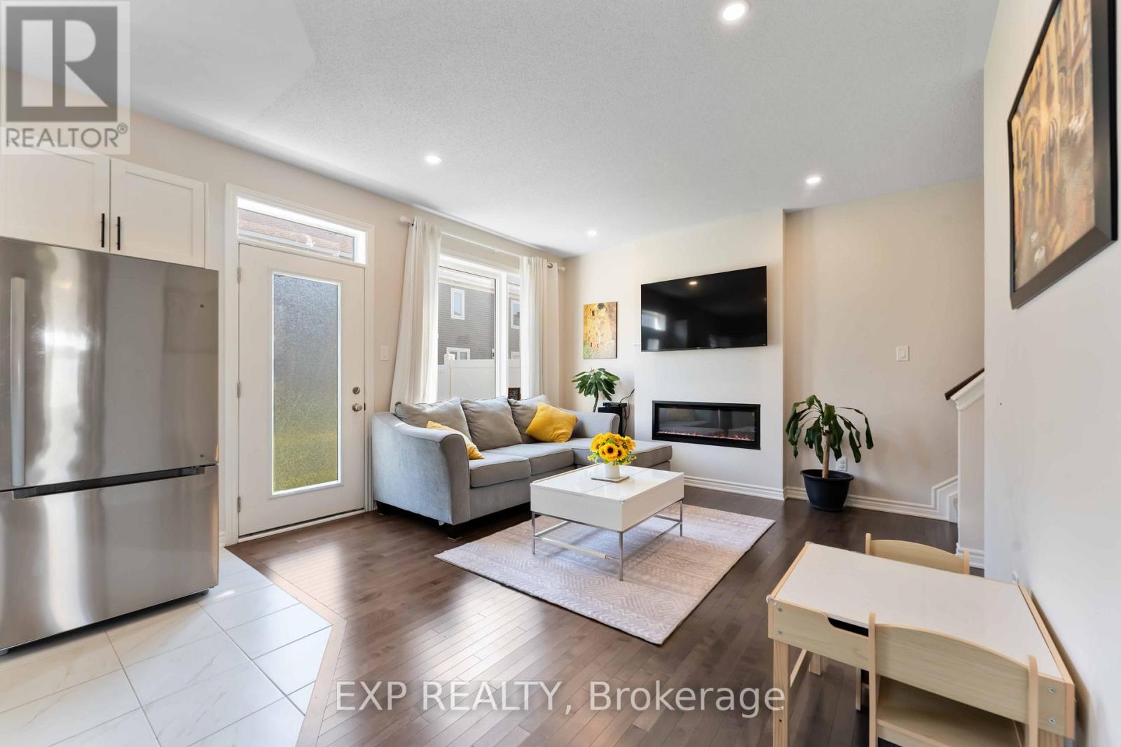 1902 Haiku Street, Ottawa, Ontario  K2J 6W8 - Photo 10 - X12463546