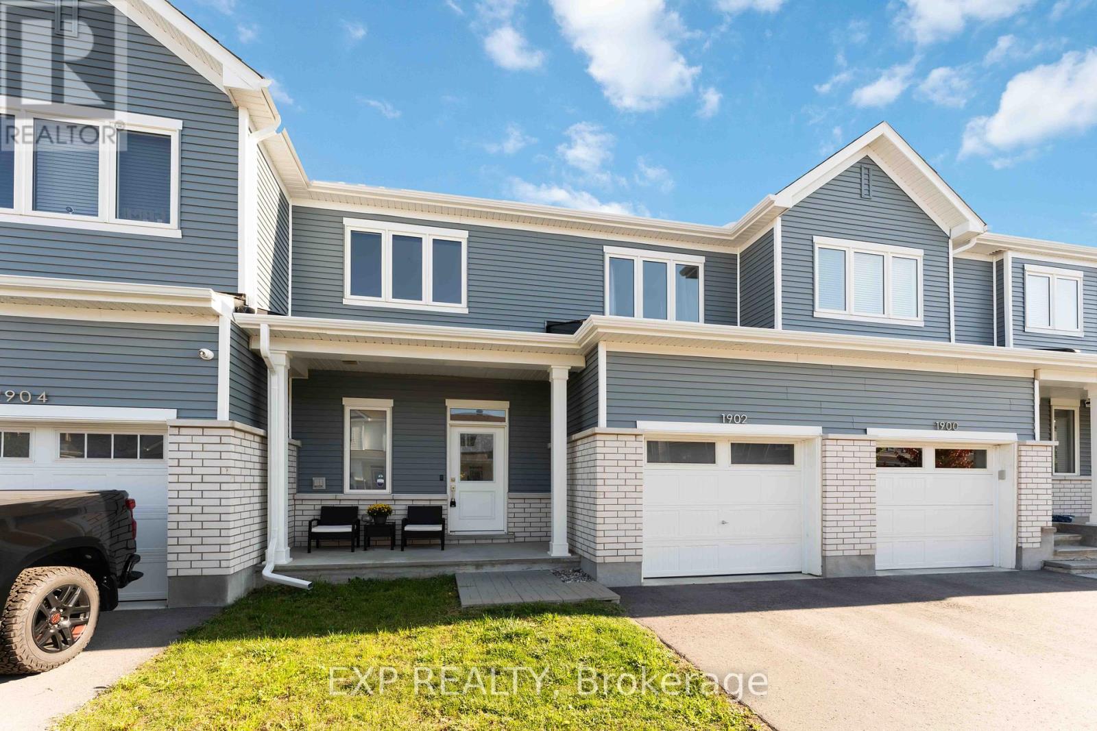 1902 Haiku Street, Ottawa, Ontario  K2J 6W8 - Photo 2 - X12463546