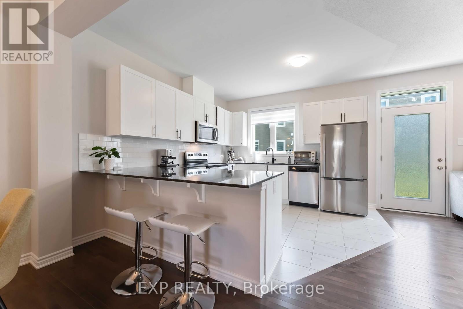 1902 Haiku Street, Ottawa, Ontario  K2J 6W8 - Photo 6 - X12463546