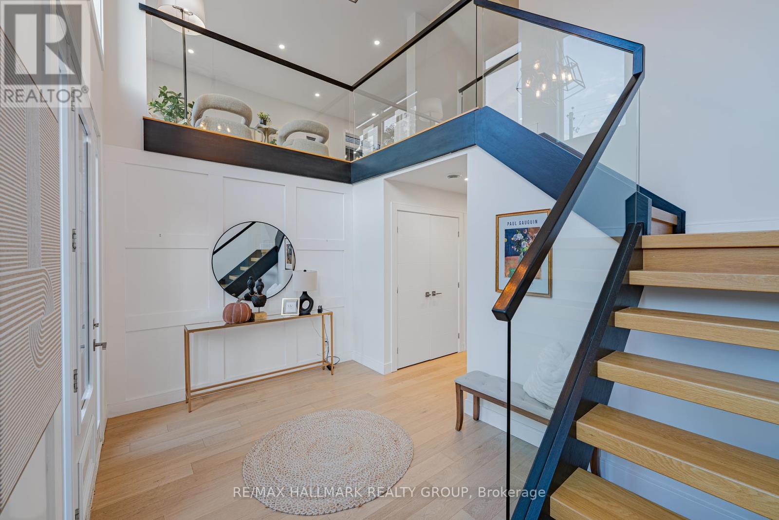 14 Thornton Avenue, Ottawa, Ontario  K1S 2R9 - Photo 10 - X12463598