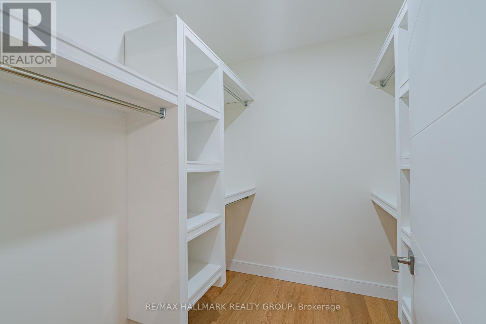 14 Thornton Avenue, Ottawa, Ontario  K1S 2R9 - Photo 35 - X12463598