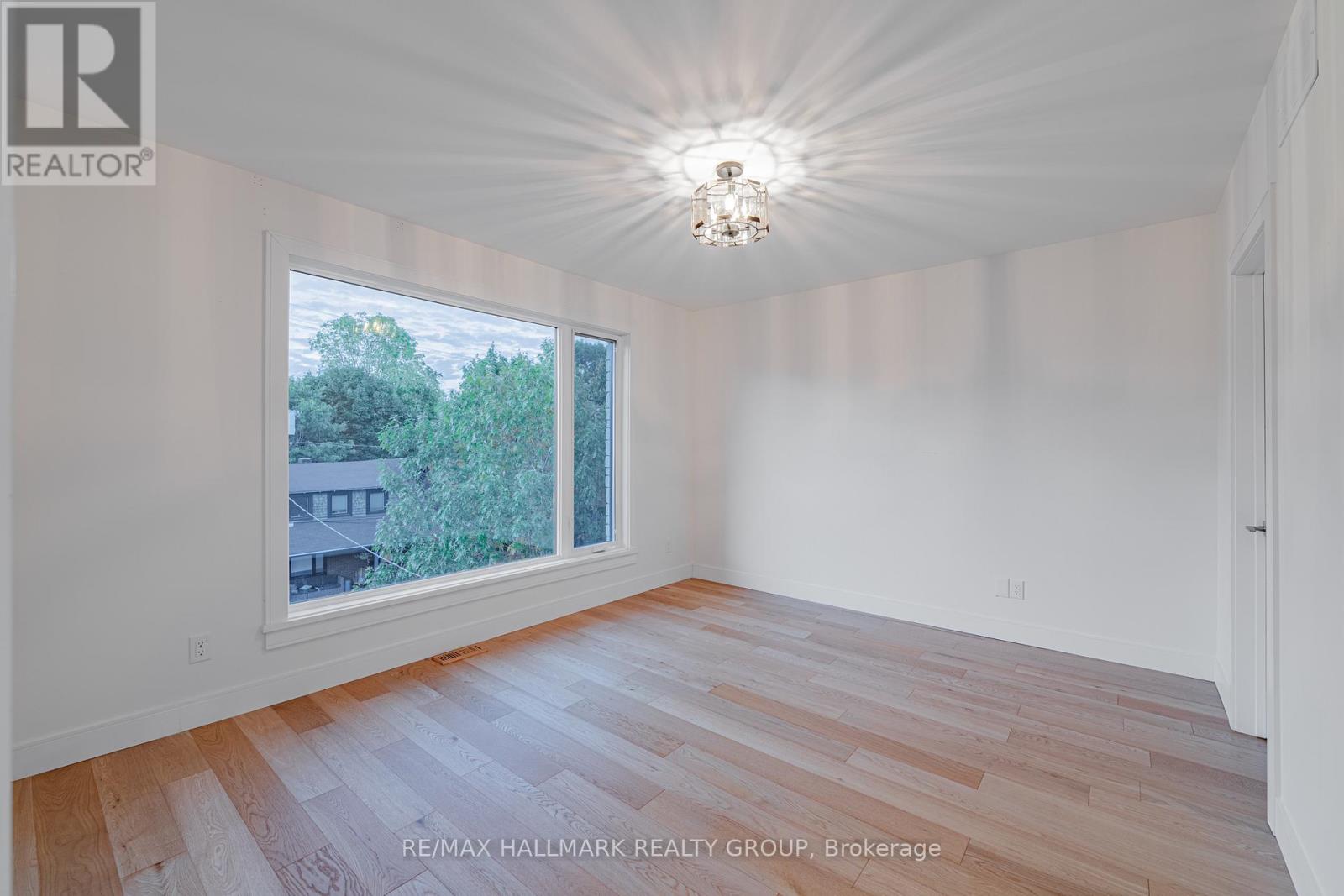 14 Thornton Avenue, Ottawa, Ontario  K1S 2R9 - Photo 40 - X12463598