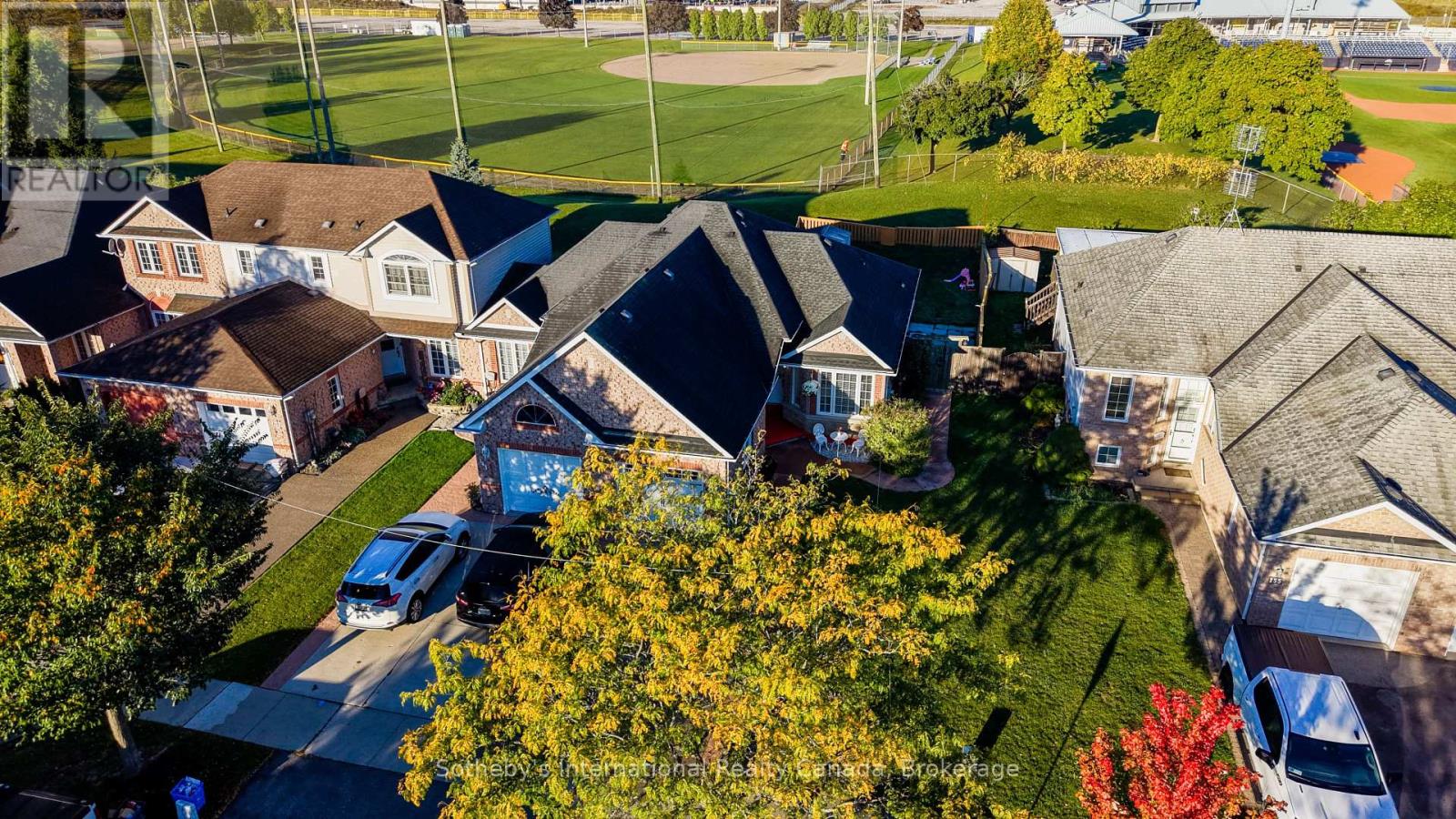 147 St. Lawrence Drive, Welland, Ontario  L3C 7H6 - Photo 45 - X12463586