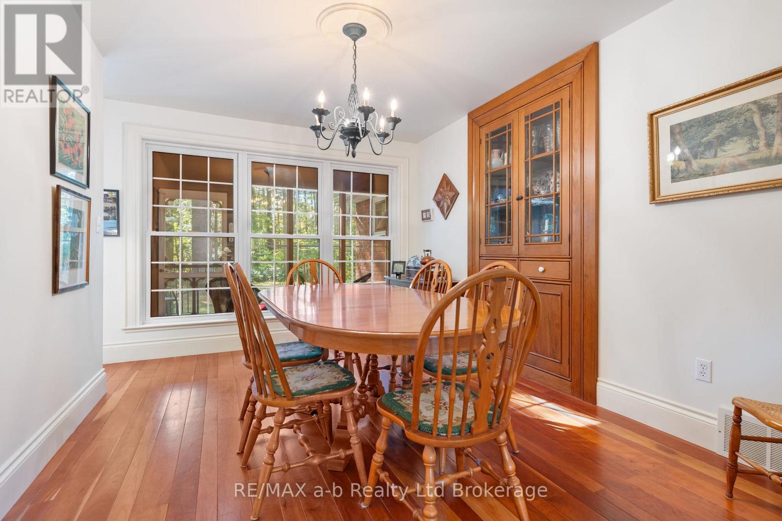 27 Norfolk Street, Norwich, Ontario  N0J 1R0 - Photo 18 - X12463603