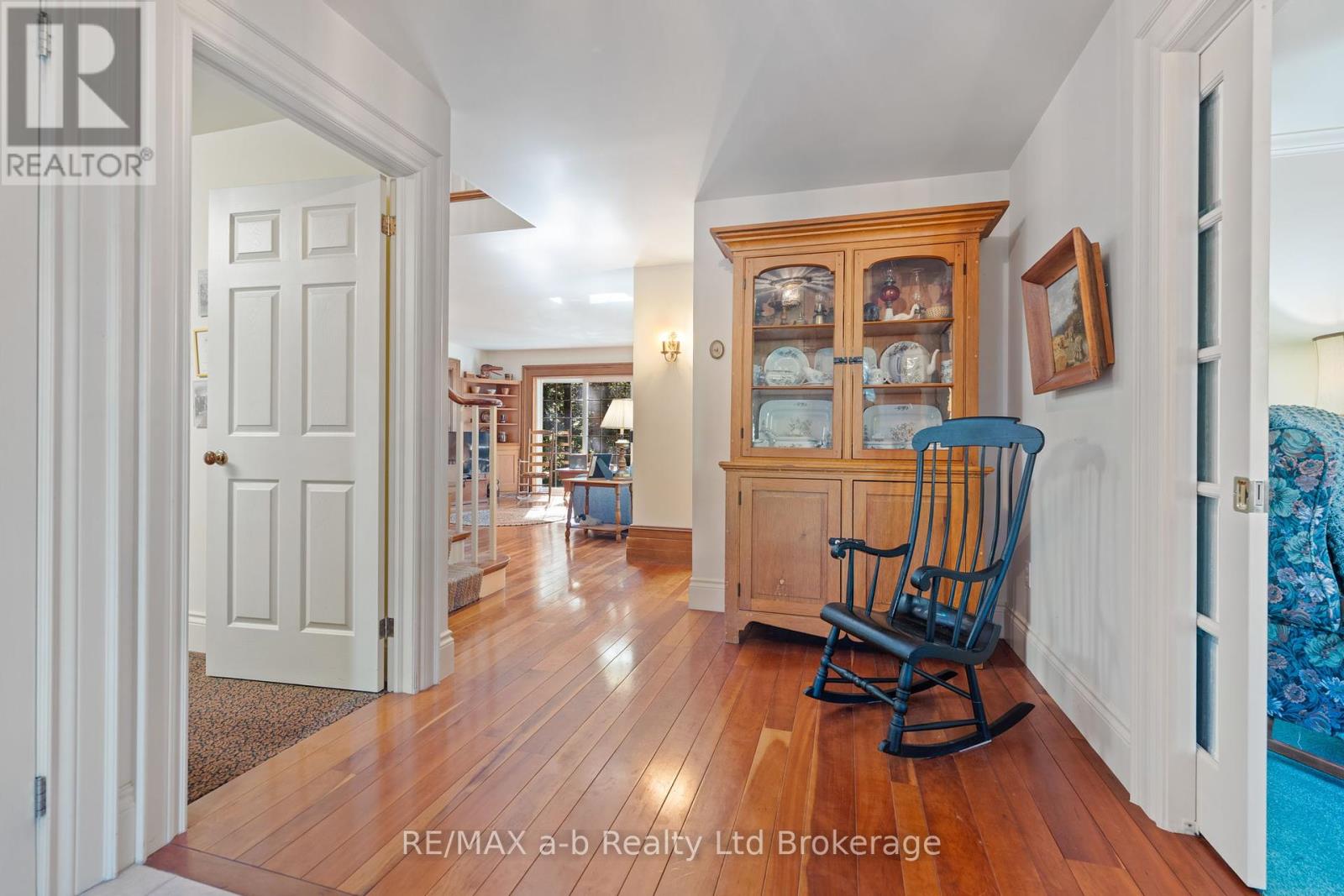 27 Norfolk Street, Norwich, Ontario  N0J 1R0 - Photo 9 - X12463603