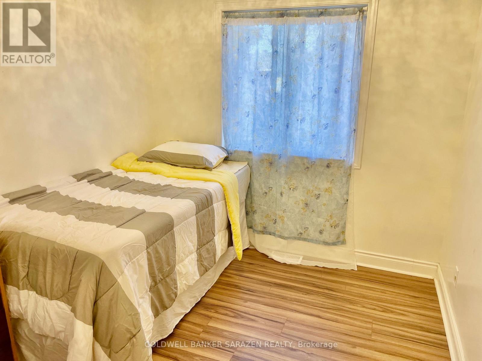 15 Sturbridge Private, Ottawa, Ontario  K1T 3J6 - Photo 10 - X12430735