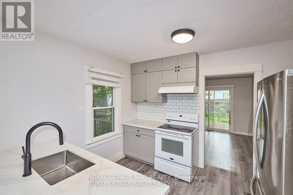 108 Carlton Street, St. Catharines, Ontario  L2R 1R3 - Photo 16 - X12463619