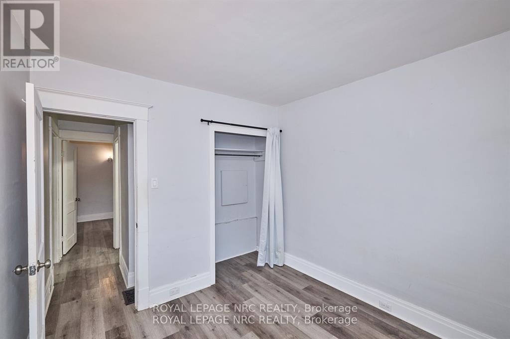 108 Carlton Street, St. Catharines, Ontario  L2R 1R3 - Photo 28 - X12463619