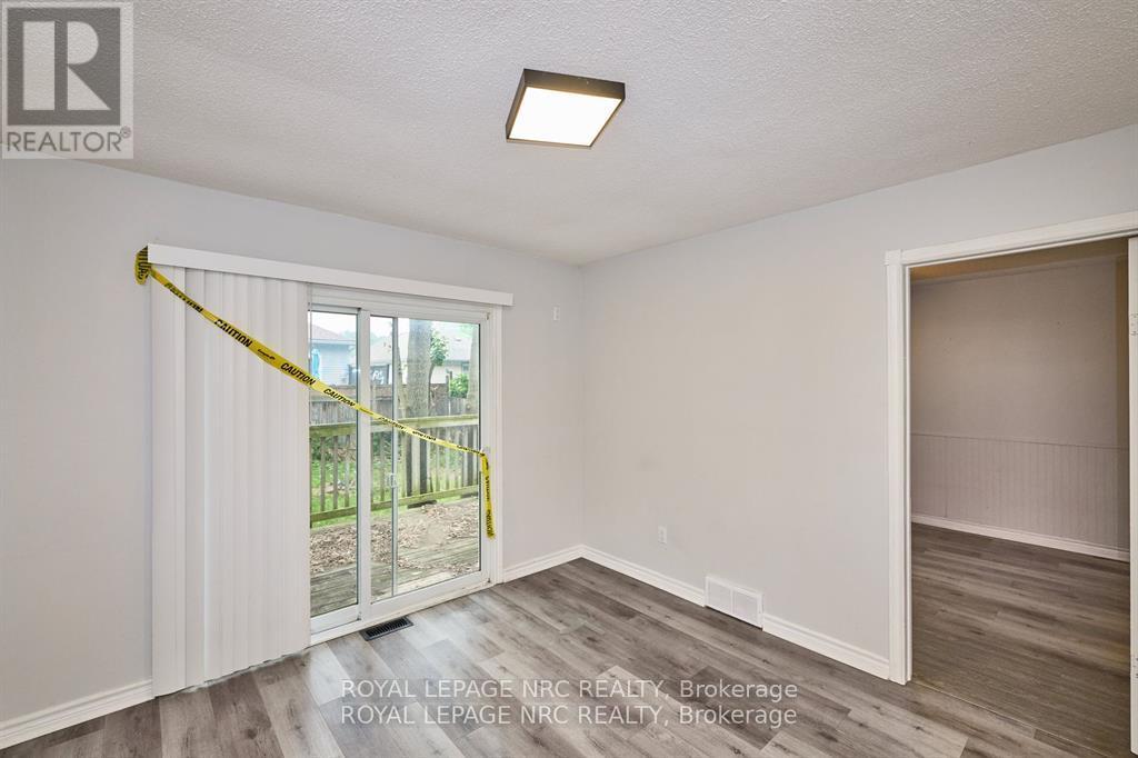 108 Carlton Street, St. Catharines, Ontario  L2R 1R3 - Photo 36 - X12463619