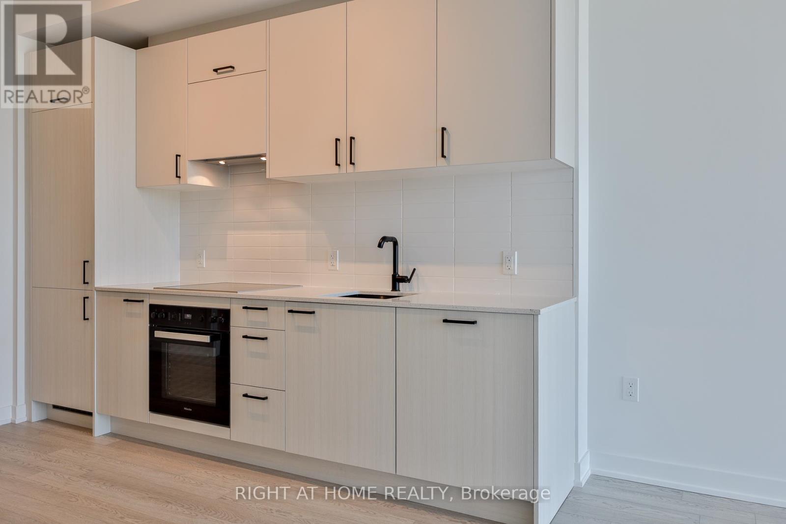 616 - 1 Kyle Lowry Rd Road, Toronto, Ontario  M3C 0S6 - Photo 11 - C12463407