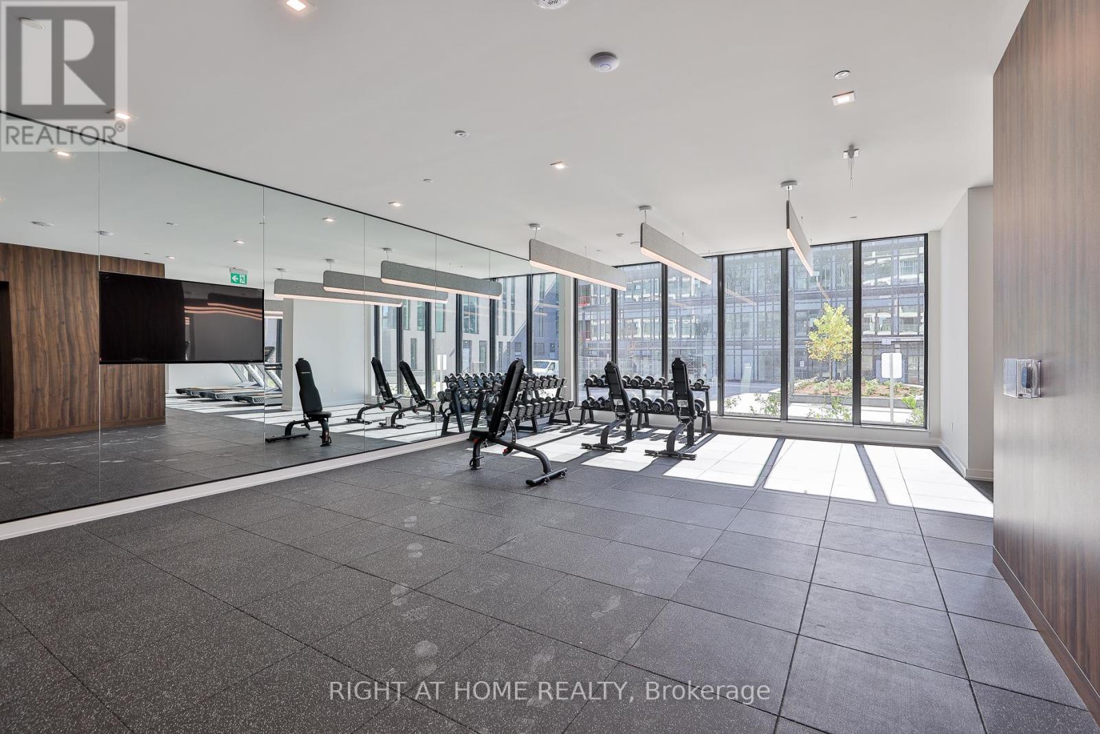 616 - 1 Kyle Lowry Rd Road, Toronto, Ontario  M3C 0S6 - Photo 32 - C12463407