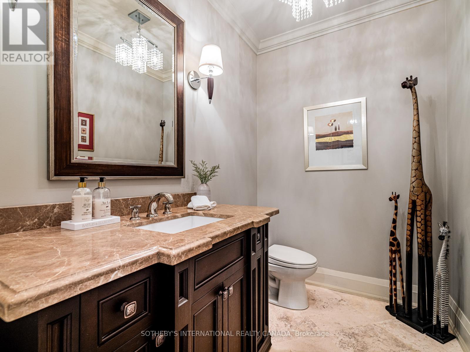 178 St. Leonards Road, Toronto, Ontario  M4N 1K7 - Photo 11 - C12463410