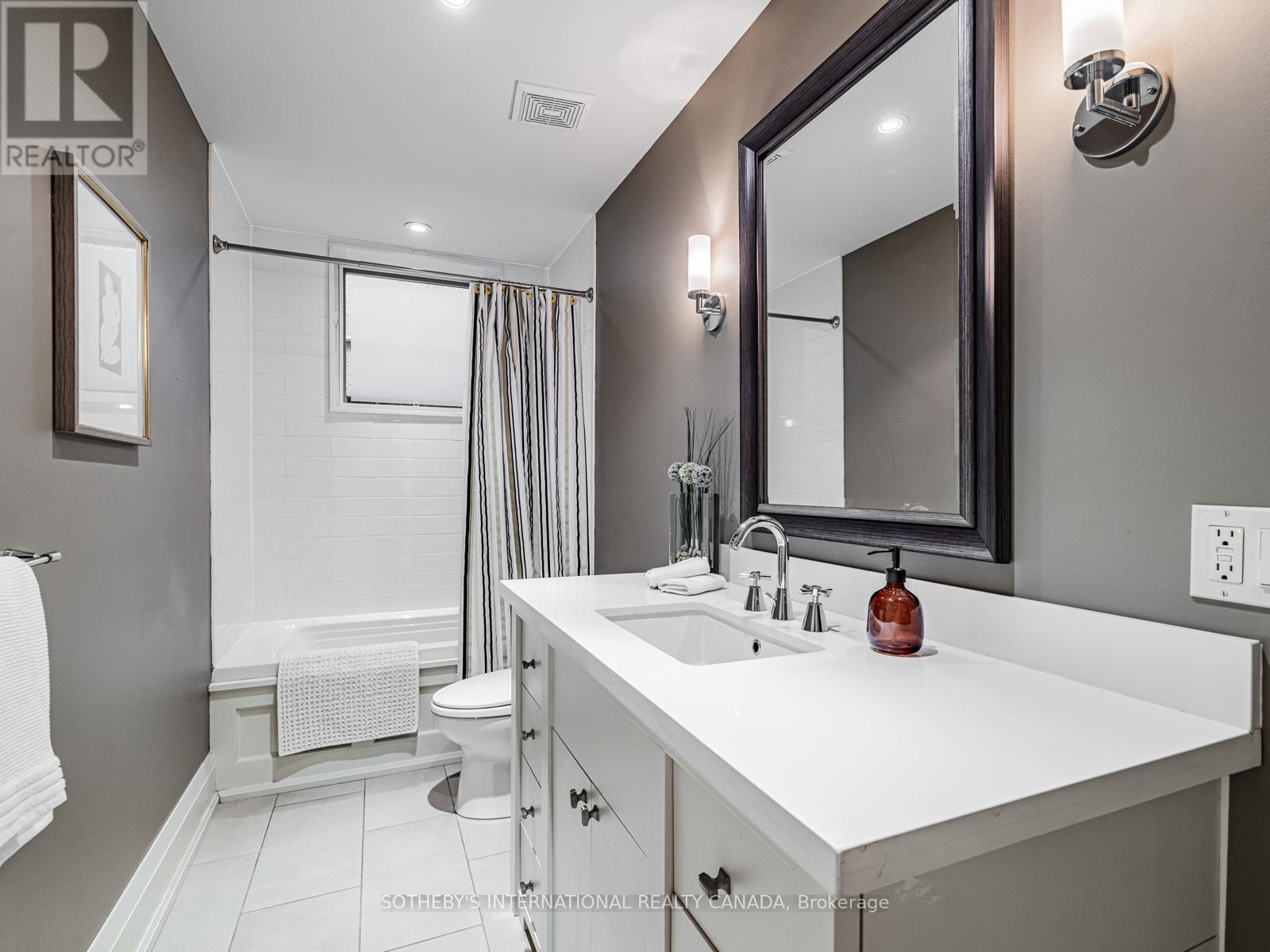 178 St. Leonards Road, Toronto, Ontario  M4N 1K7 - Photo 36 - C12463410
