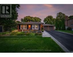 41 DENVER CRESCENT, Toronto, Ontario