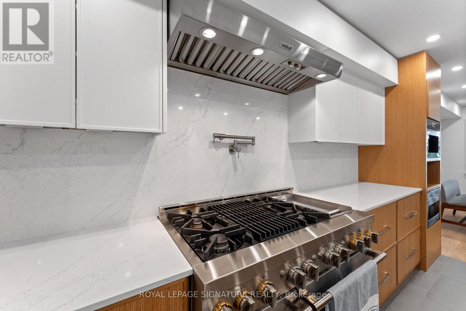 37 Manor Road E, Toronto, Ontario  M4S 1P9 - Photo 11 - C12463488