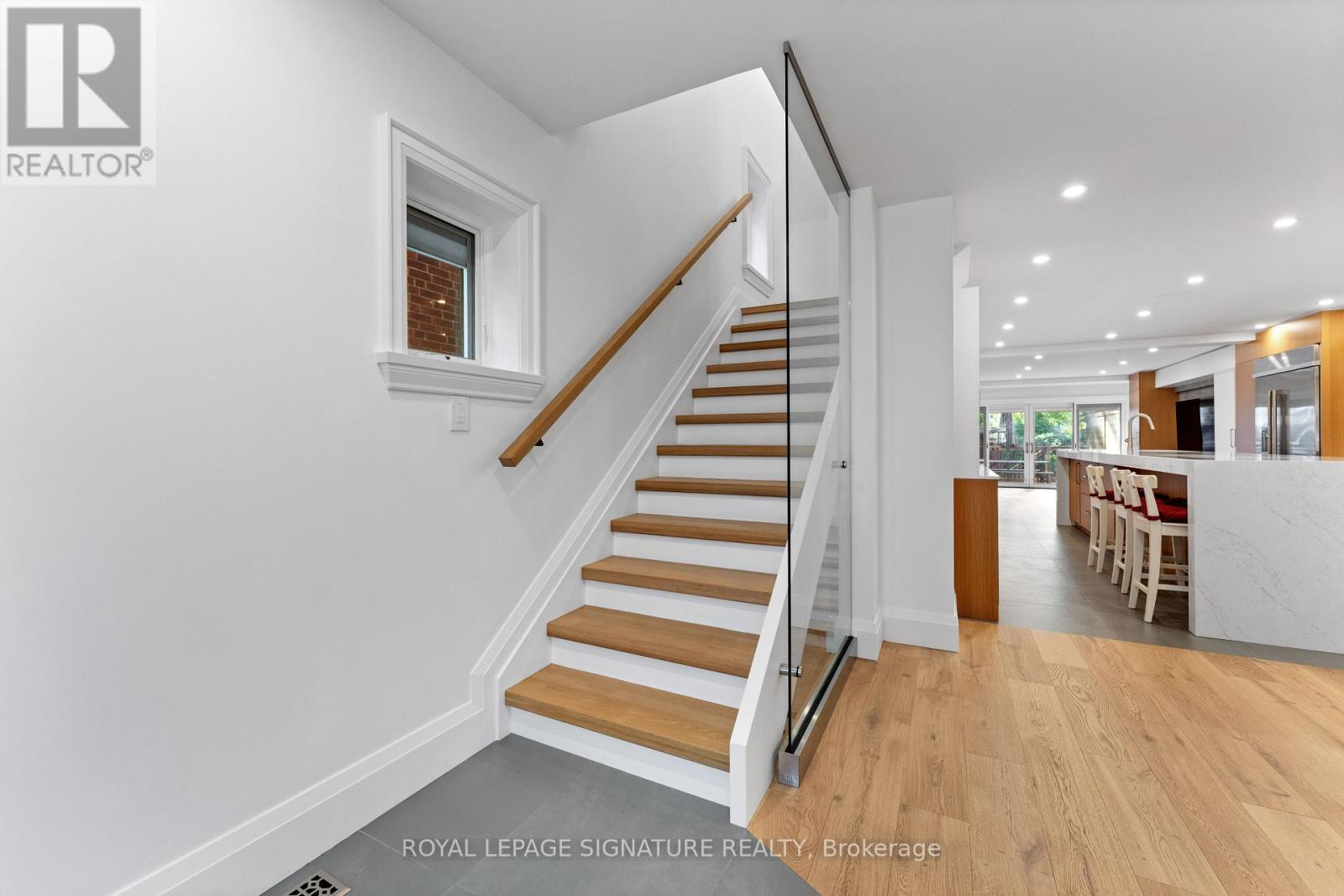 37 Manor Road E, Toronto, Ontario  M4S 1P9 - Photo 19 - C12463488