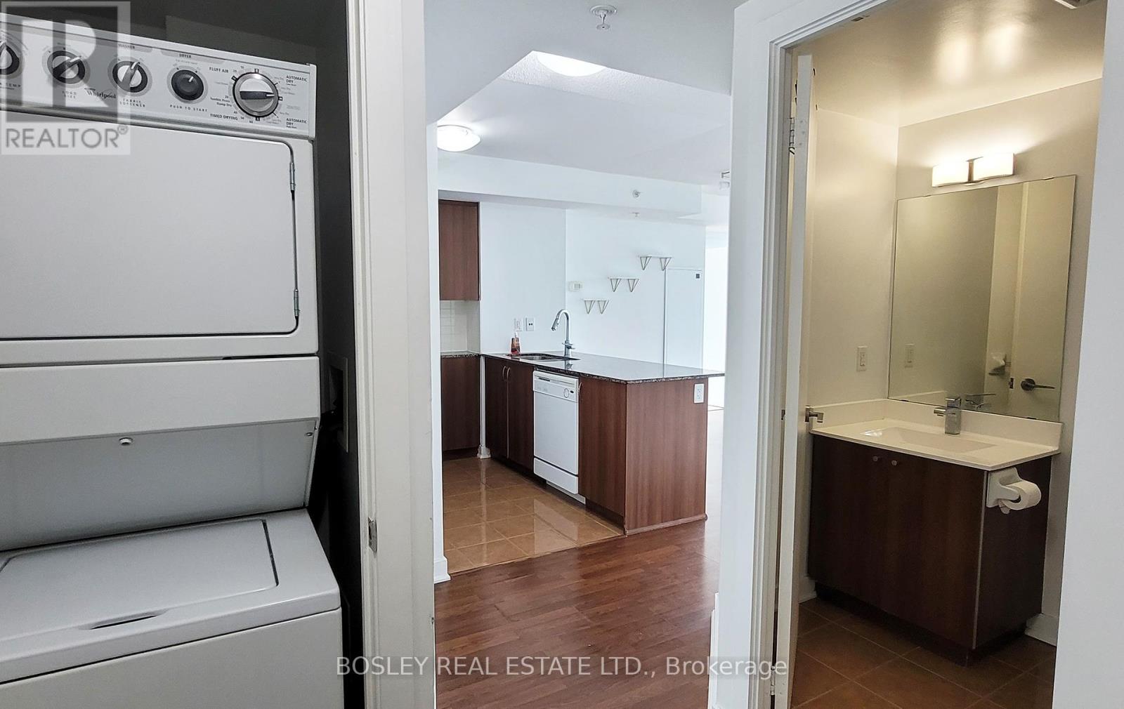 1302 - 5740 Yonge Street, Toronto, Ontario  M2M 0B1 - Photo 4 - C12463496