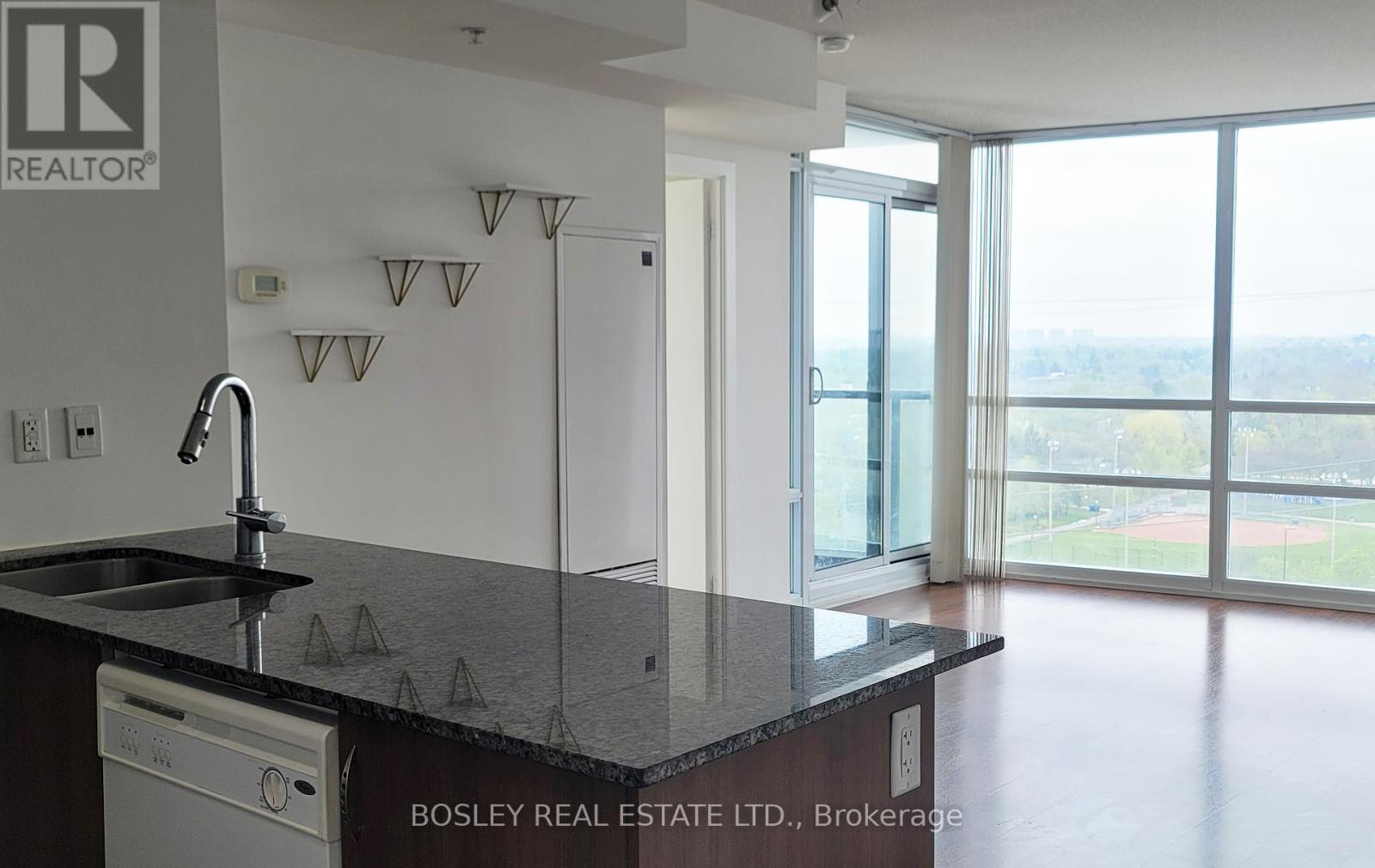 1302 - 5740 Yonge Street, Toronto, Ontario  M2M 0B1 - Photo 9 - C12463496