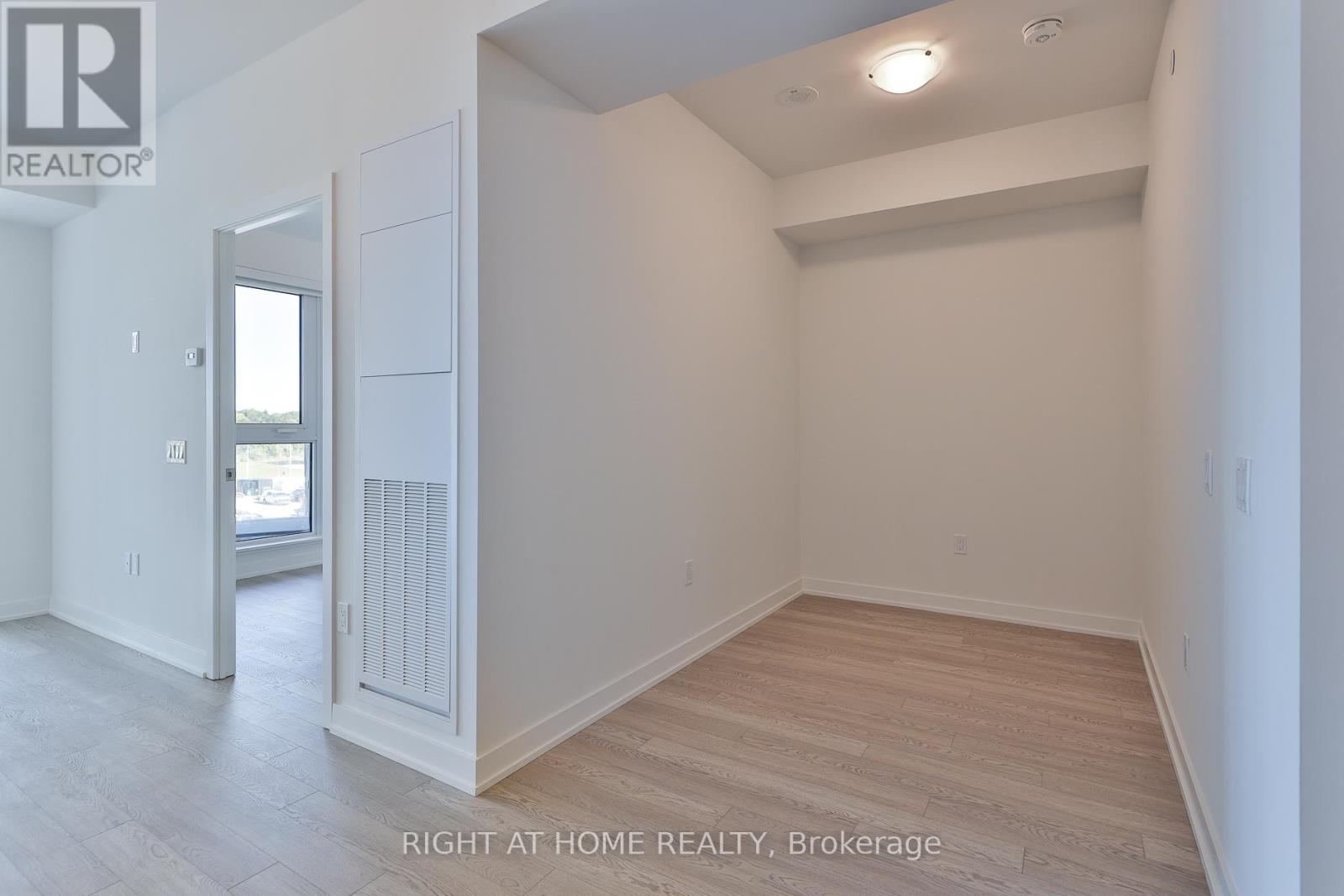 517 - 1 Kyle Lowry Rd Road, Toronto, Ontario  M3C 0S6 - Photo 10 - C12463498