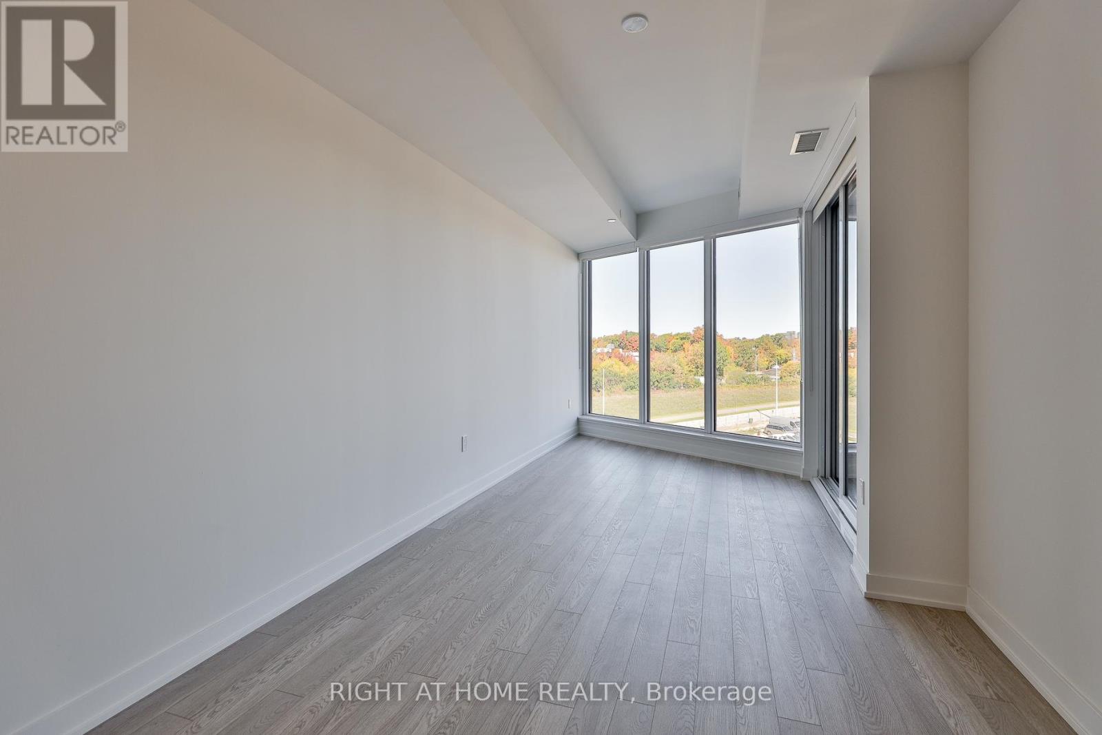 517 - 1 Kyle Lowry Rd Road, Toronto, Ontario  M3C 0S6 - Photo 16 - C12463498