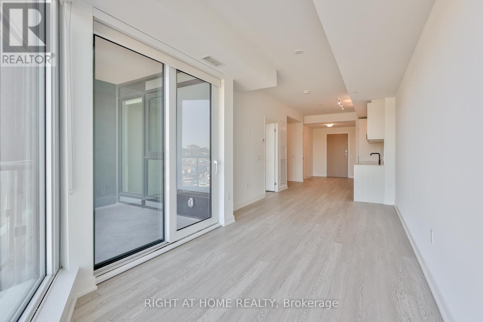 517 - 1 Kyle Lowry Rd Road, Toronto, Ontario  M3C 0S6 - Photo 19 - C12463498