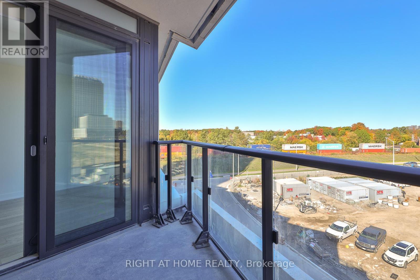 517 - 1 Kyle Lowry Rd Road, Toronto, Ontario  M3C 0S6 - Photo 27 - C12463498