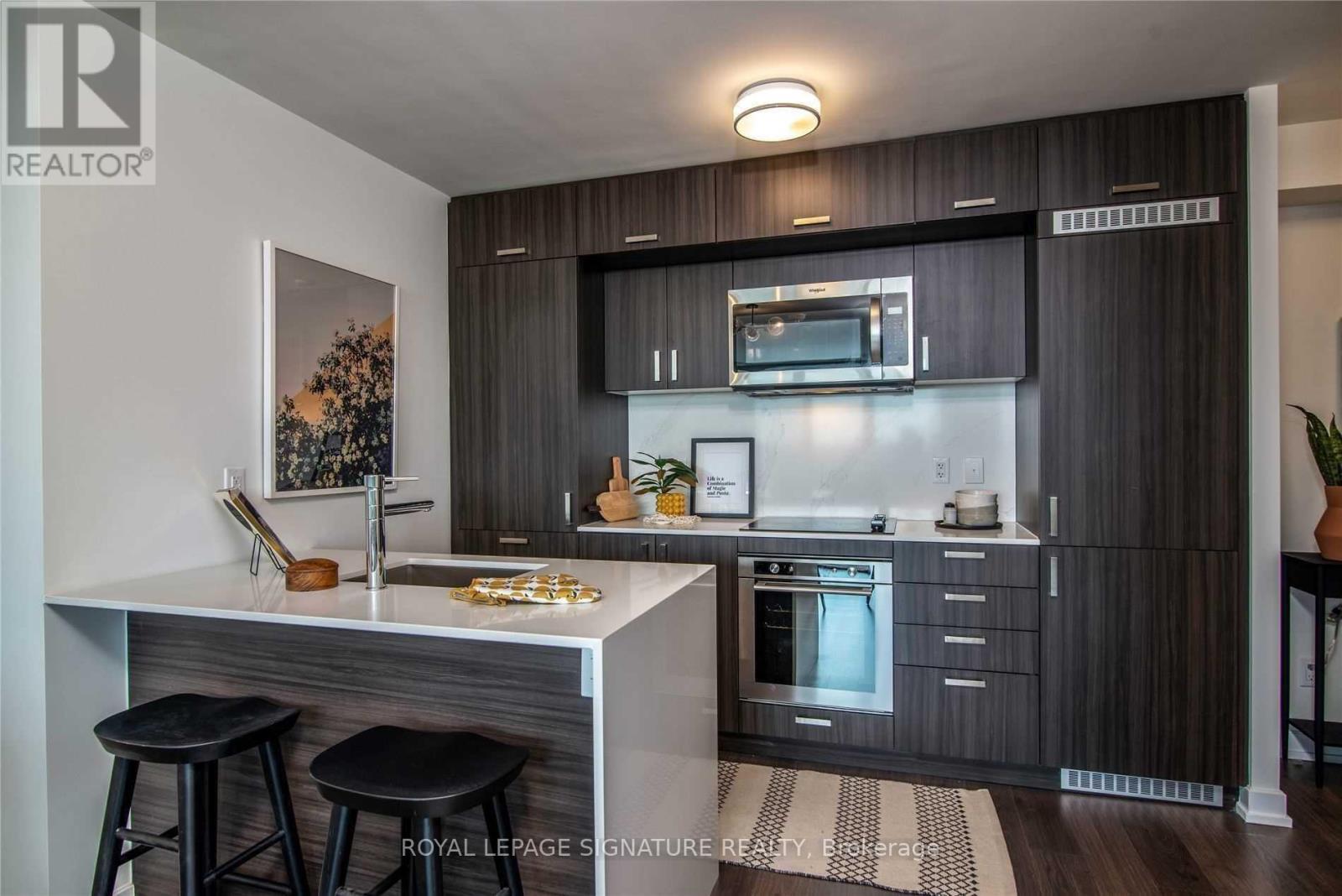 710 - 18 Erskine Avenue, Toronto, Ontario  M4P 0C9 - Photo 10 - C12463532