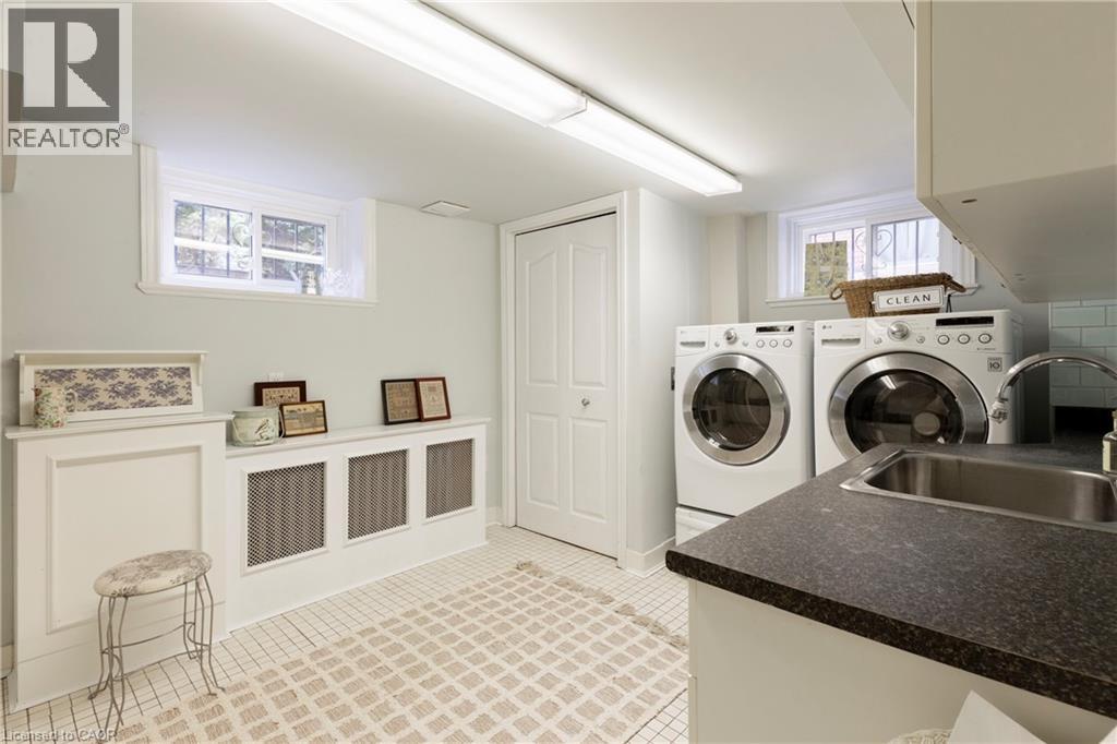 247 Macnab Street S, Hamilton, Ontario  L8P 3E2 - Photo 42 - 40776109